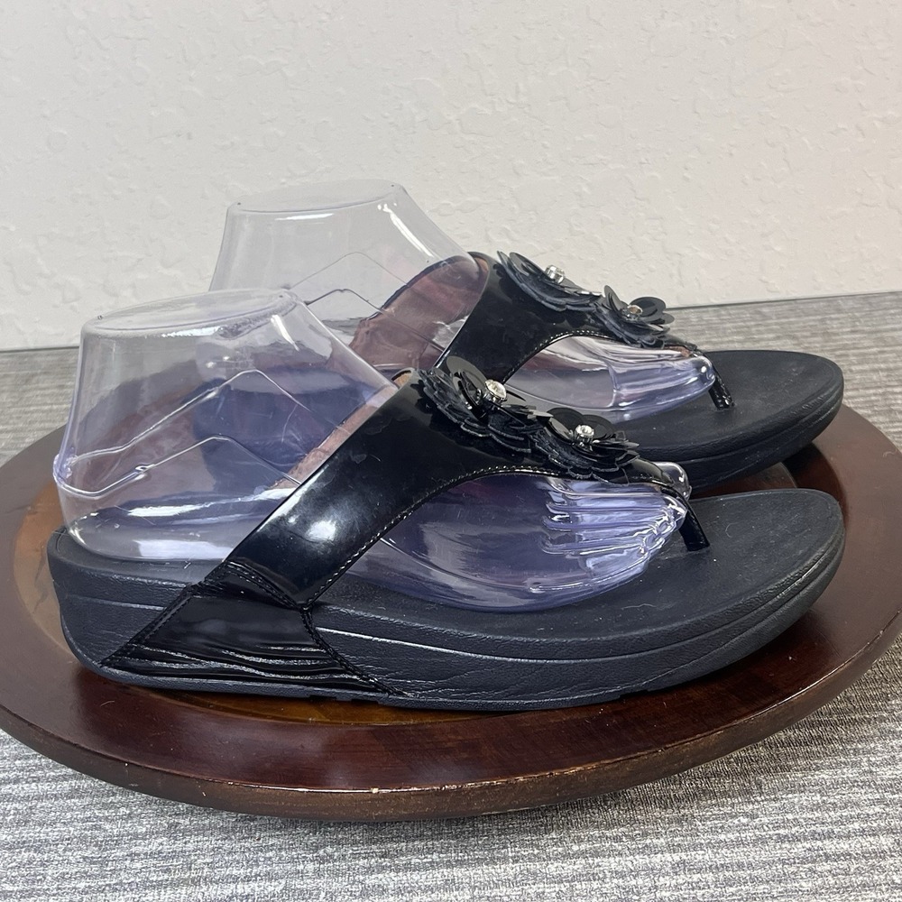 FitFlop Fleur Black Patent Leather Floral Rhinestone Platform Sandals Womens 10
